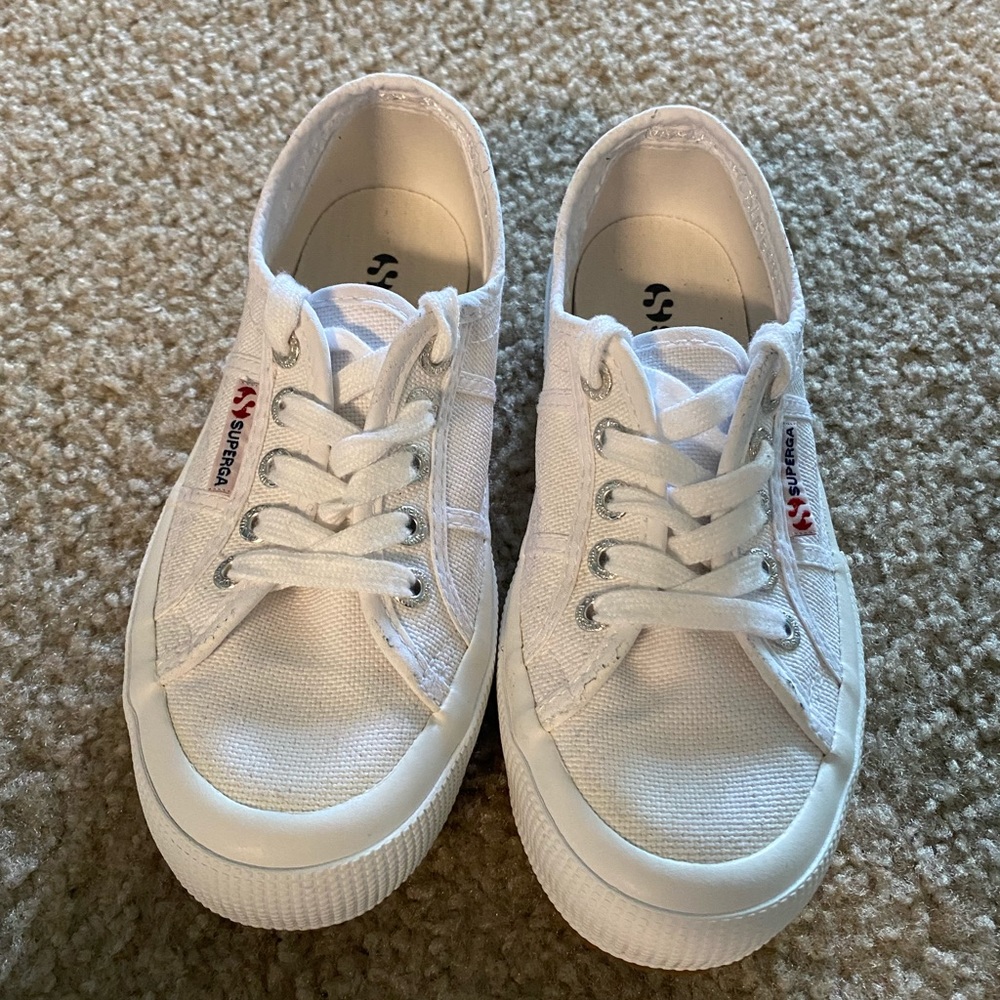 Classic all white superga